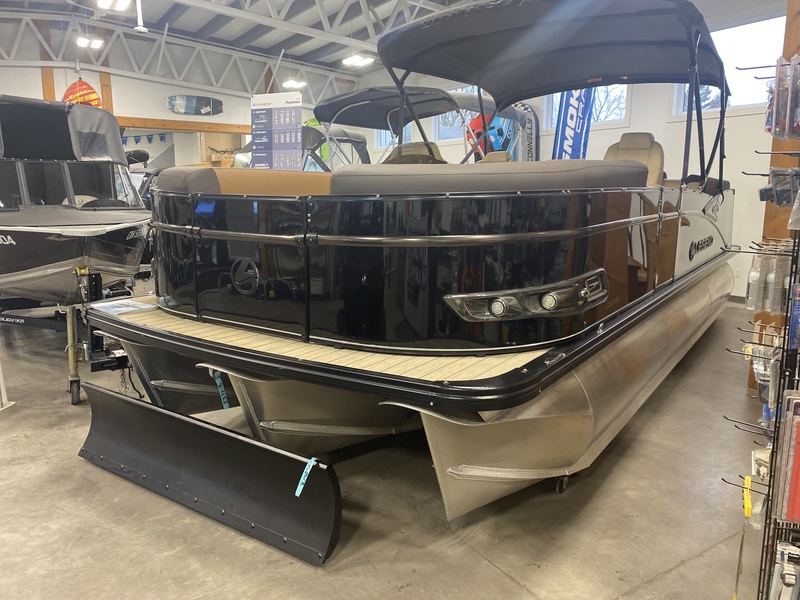 Boats  Legend V-Series Lounge Sport Pro w Merc 90HP - upgrades available Photo