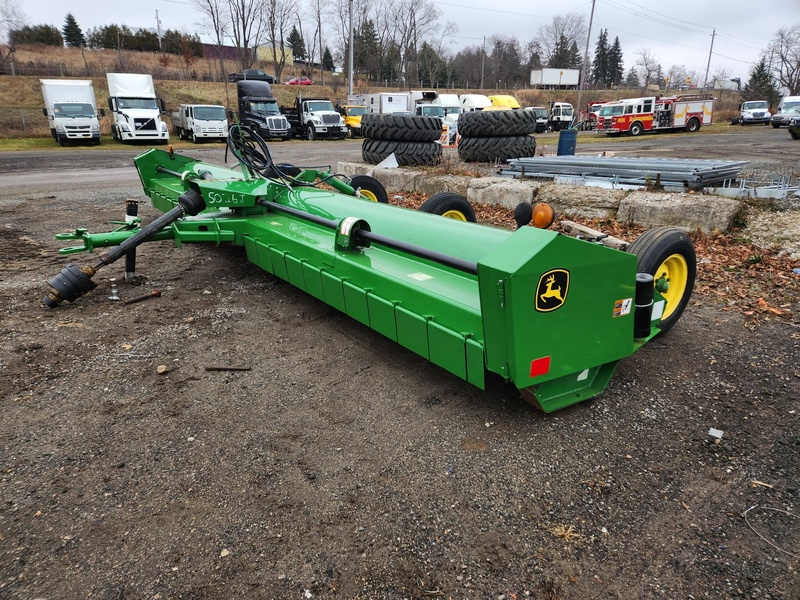 John Deere 520 Stock Chopper