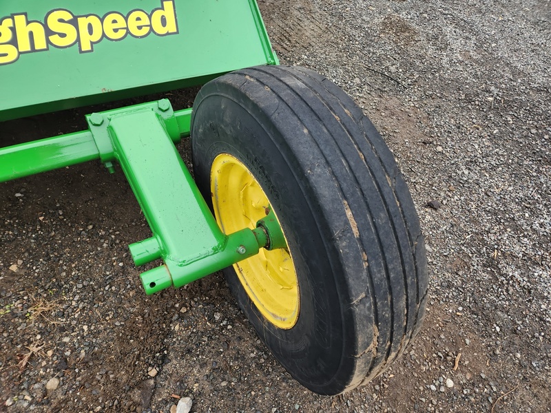 Mowers  John Deere 520 Stock Chopper Photo