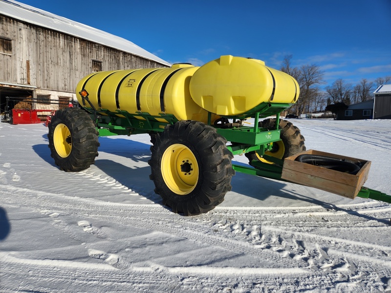 Yetter 2000 All Steer Cart 