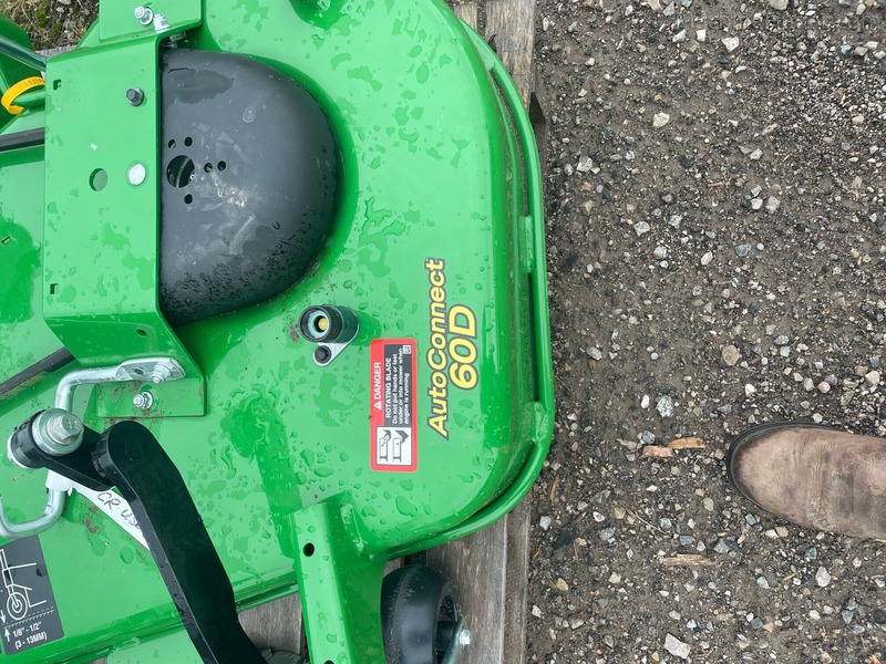 Property Maintenance  2021 John Deere 60D Mower Deck Photo