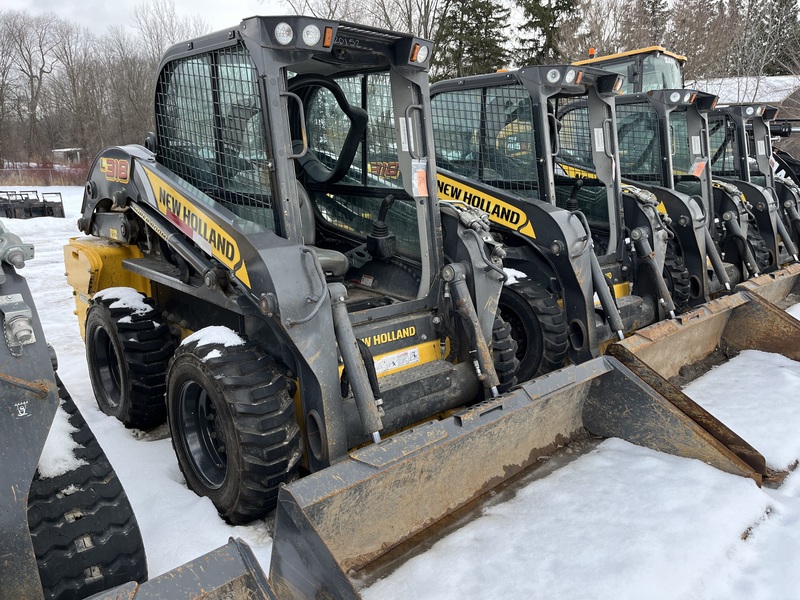 New Holland L318 Skid Steer Loader