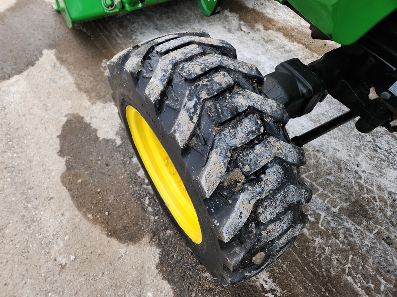 Tractors - Compact  John Deere 3520 Tractor  Photo