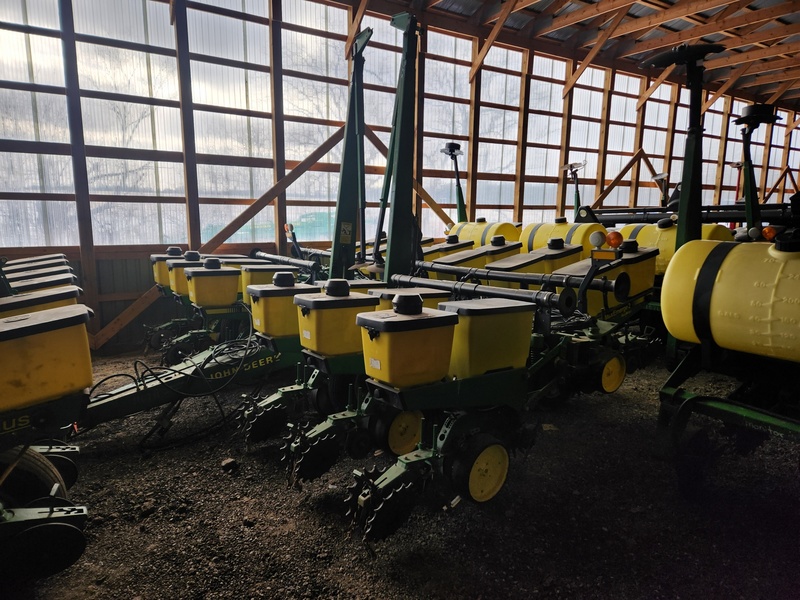 John Deere 7200 Planter 