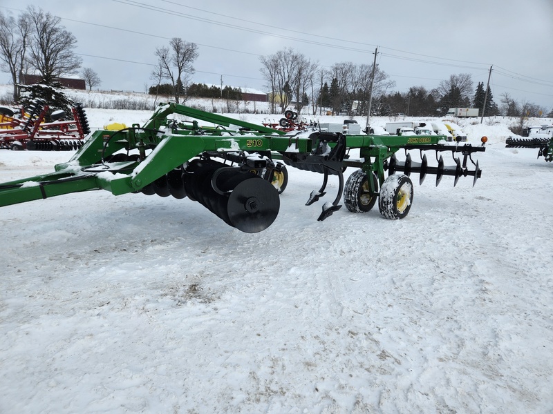 John Deere 510 Disc Ripper