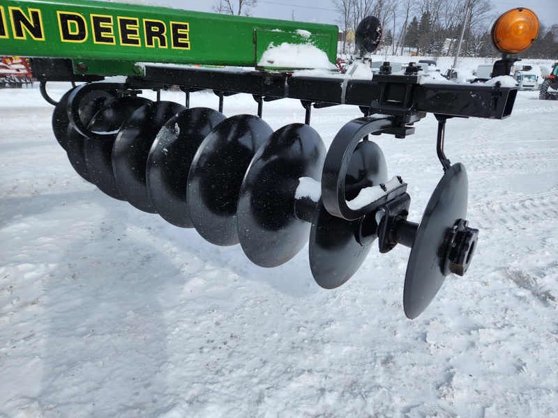 Tillage Equipment  John Deere 510 Disc Ripper Photo