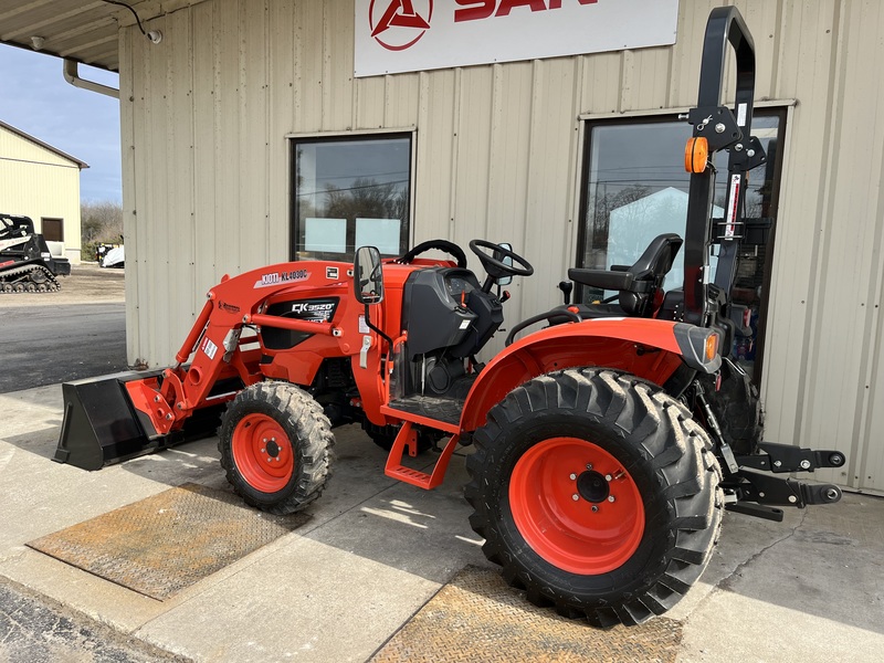 Kioti CK3520  Tractor with Loader 