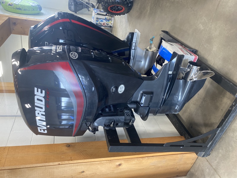 2015 Evinrude E150 150DFI