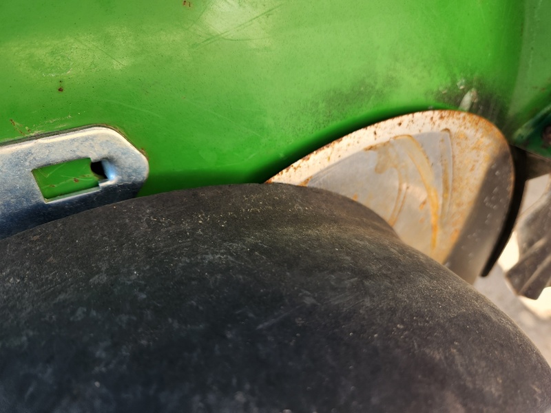 Planting Equipment  John Deere 1760 Planter  Photo